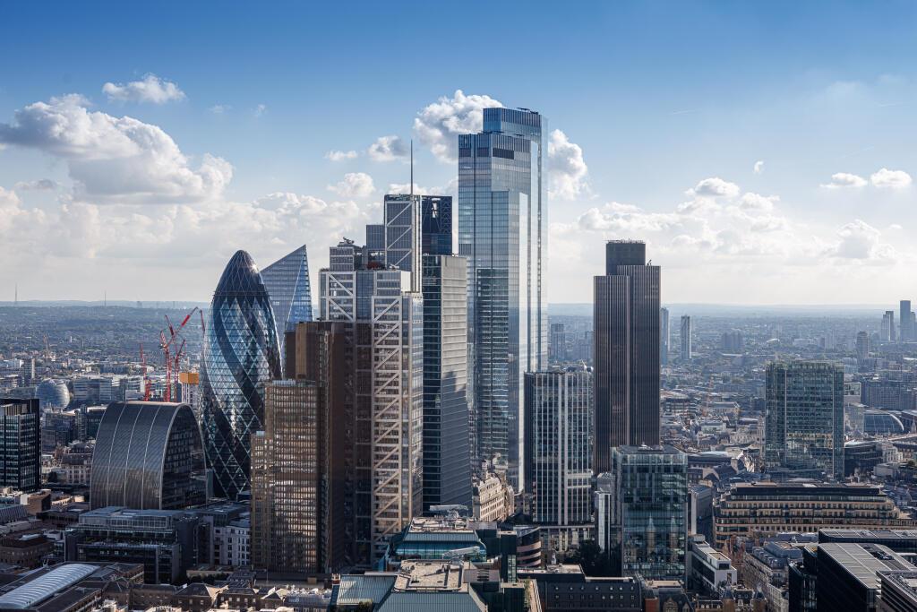 2 bed property in Principal Place, London